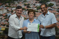 Câmara entrega título “Funcionário Padrão” 2019 à servidora Claudia Mabilia