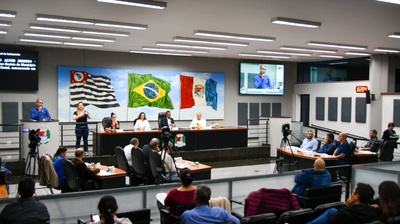 O vereador Hélio Ribeiro, autor do projeto, diz que há 1,2 milhão de brasileiros com a doença e que até 2030 esse número irá dobrar 
