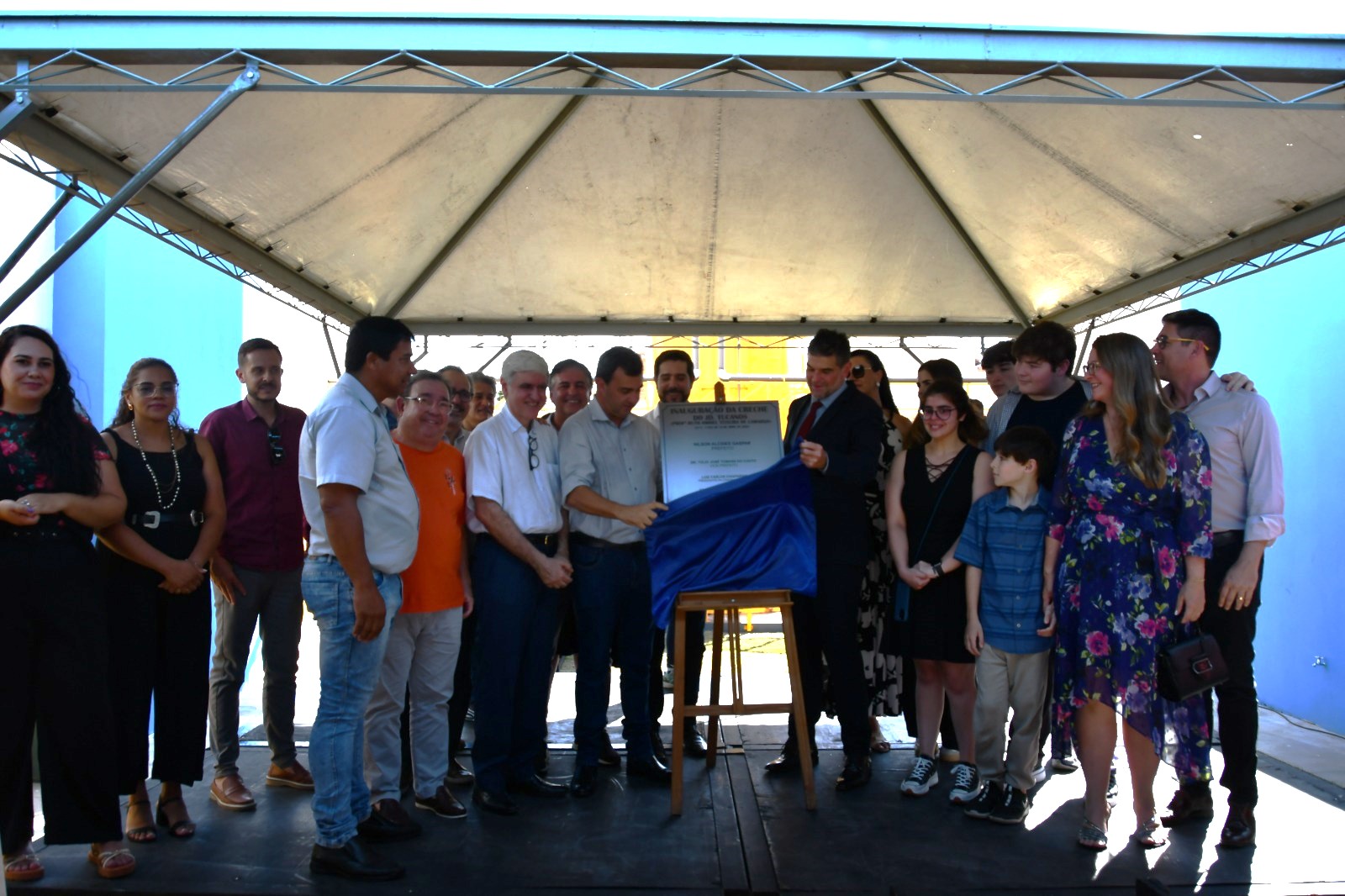 Vereadores acompanham inauguração de creche no Jardim Tucanos