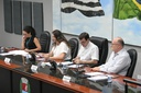 Vereadores aprovam proibição de venda de bebidas em recipientes de vidro em eventos Vereadores aprovam proibição de venda de bebidas em recipientes de vidro em eventos